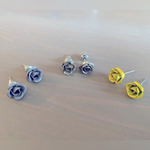 Urban Outfitters Metal Rose Stud Earrings- Set of 3 - Picture 1 of 3